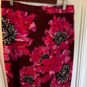 Trina Turk midi slim skirt Sz 8